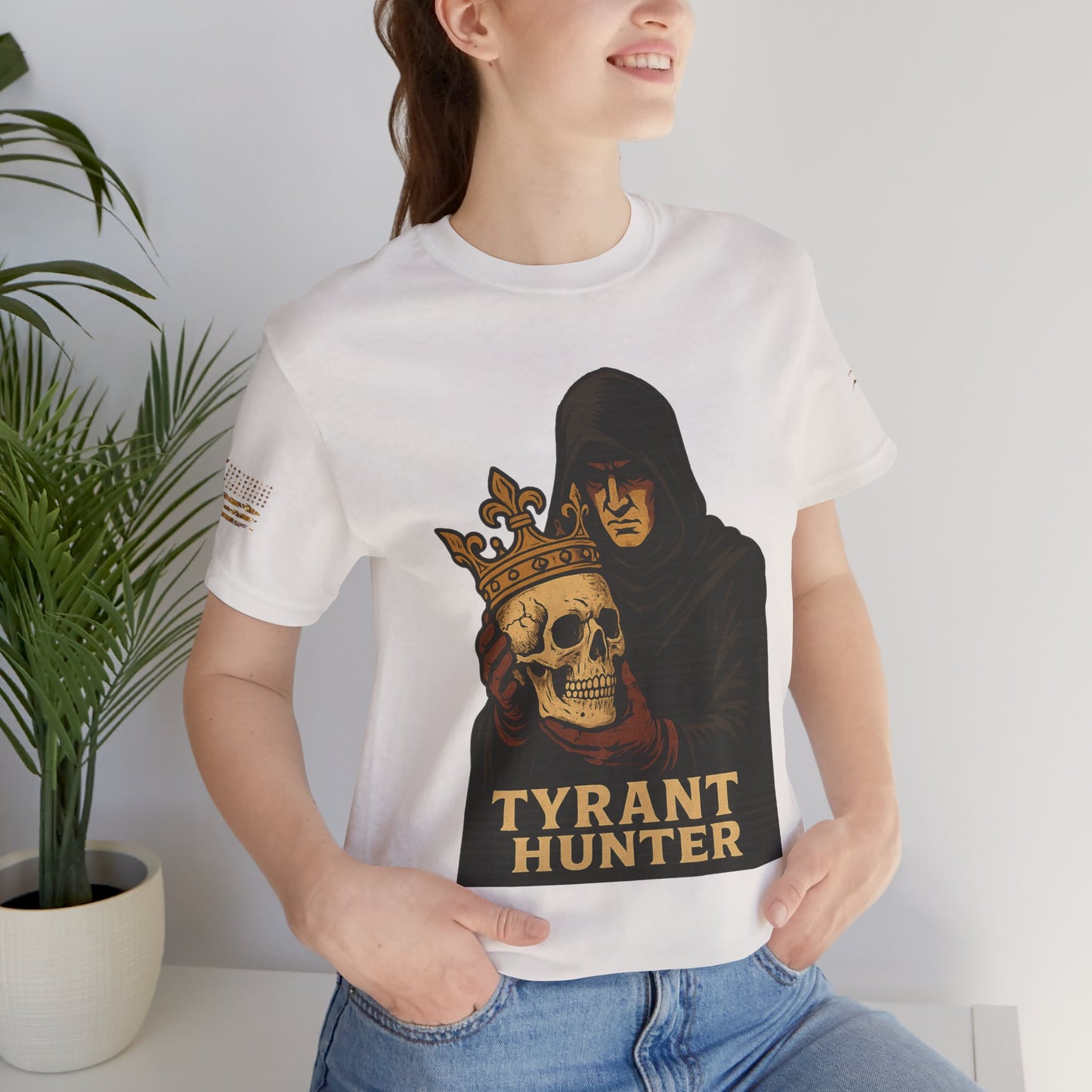 Tyrant Hunter - T-Shirt