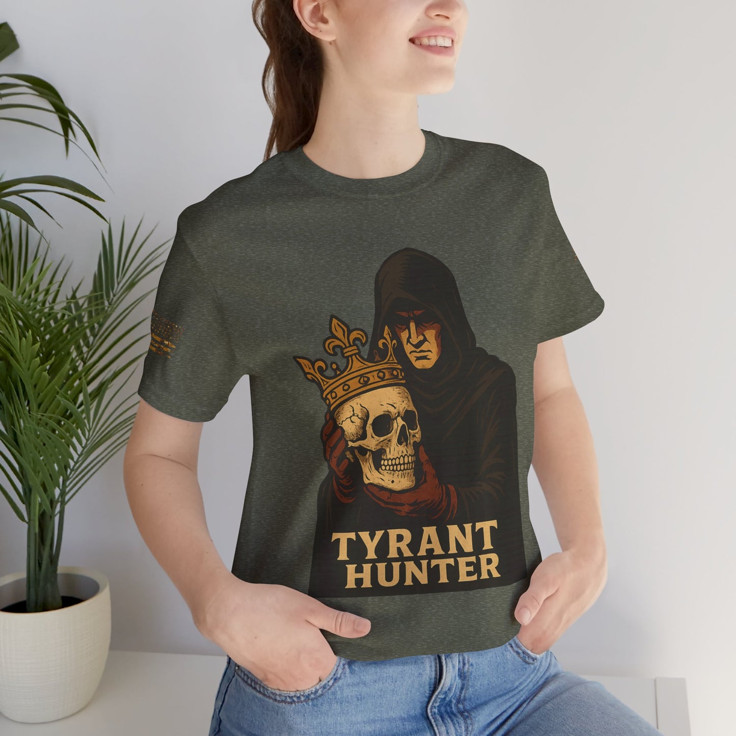 Tyrant Hunter - T-Shirt