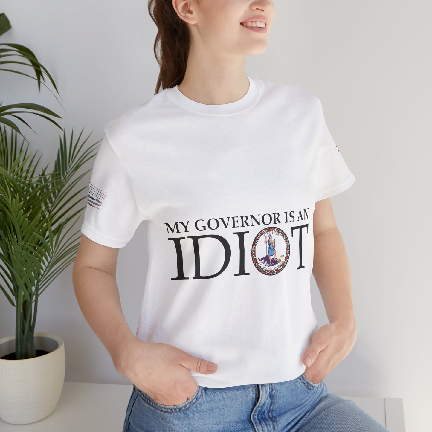 Idiot Governor  - T-Shirt